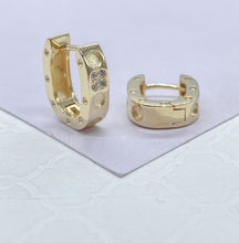 Load image into Gallery viewer, 18k Gold Filled Round Small Huggie Hoop Engraved Screws with Beveled Mirco CZ