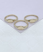 Load image into Gallery viewer, 18k Gold Filled Plain Dainty Minimalist Dainty Signet plaque Statement Ring