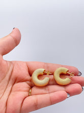Load image into Gallery viewer, 18k Gold Filled Chunky Bubble Grain-Textured 8mm Open Hoop Earring