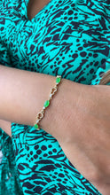 Load image into Gallery viewer, 18k Gold Filled Link Bracelet With Small Oval Lime Green Stone Bezel