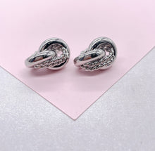 Load image into Gallery viewer, 18k Gold Filled Chunky Link Stud Earrings: Twisted Minimalist Statement