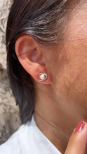 Load image into Gallery viewer, 18k Gold Filled Tiny Heart Stud With Pearl CZ In Center