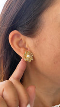 Load image into Gallery viewer, 18k Gold Filled Textured Flower Stud Earring With Faux Pearl Center