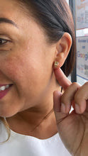 Load image into Gallery viewer, 18k Gold Filled Open Smooth Tiny 3 Rowwed Earring Stud