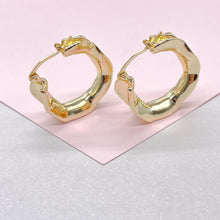Load image into Gallery viewer, 18k Gold Filled Smooth Sharp-Edged Wrinkle Hoop