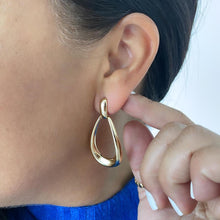 Load image into Gallery viewer, 18k Gold Filled Smooth and Thin Drop Earrings