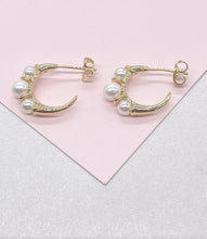 Load image into Gallery viewer, 18k Gold Filled Smooth Gold Plain Hoop With Peal Beads Engraved