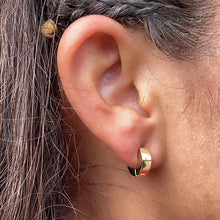 Load image into Gallery viewer, 18k Gold Filled Mini Chunky Huggie Hoop Earrings