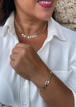 Load image into Gallery viewer, 18k Gold Filled Flat Rectangle Linked Chain & Bracelet