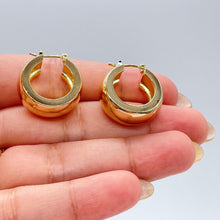 Load image into Gallery viewer, 18k Gold Filled Smooth Extra Wide Sharp-Edged Hoop Earring