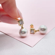 Load image into Gallery viewer, 18k Gold Filled Circle Cut CZ Stone Earring With Large Hanging Pearl