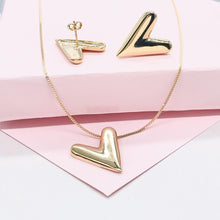 Load image into Gallery viewer, 18k Gold Filled Box Chain Necklace with Smooth XL Heart Pendant, and Stud Earrings