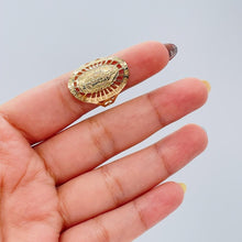Load image into Gallery viewer, 18k Gold Filled Virgin Mary Medallion Engraved Ring