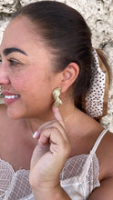 Load image into Gallery viewer, 18k Gold Filled Wire Textured Earrings with Semi Twist Design