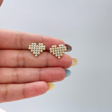 Load image into Gallery viewer, 18k Gold Filled Bead Heart Shaped Stud Earrings