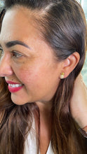Load image into Gallery viewer, 18k Gold Filled Beaded Pineapple Stud Earrings