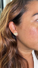 Load image into Gallery viewer, 18k Gold Filled Bead Heart Shaped Stud Earrings