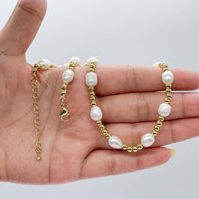 Load image into Gallery viewer, 18k Gold Filled Gold Bead and Synthetic Saltwater Pearl Choker