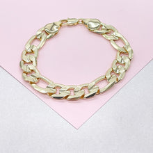 Load image into Gallery viewer, 18k Gold Filled 12mm Thick Figaro Bracelet