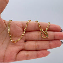 Load image into Gallery viewer, 18k Gold Filled Plain Toggle Paper Clip Choker