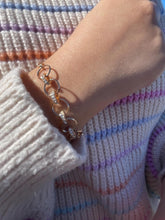 Load image into Gallery viewer, 18k Rose Gold Filled Circle Link Bracelet with CZ