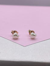 Load image into Gallery viewer, 18k Gold Filled Tiny Heart Stud Pearl Earrings