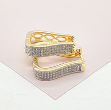 Load image into Gallery viewer, Luxury Jewelry, Sophisticate 18k Gold Filled Clicker Hoop Earrings Available in Rose Gold, Sivler And Gold
