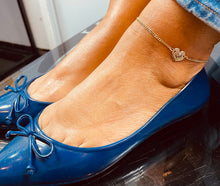 Load image into Gallery viewer, 18k Gold Filled Curb Chain Anklet: Puffy Heart Charm
