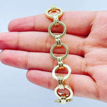 Load image into Gallery viewer, Chunky 18K Gold Filled 15mm Designed Plain Circle Link Bracelet Hypoallergenic Jewelry
