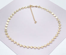 Load image into Gallery viewer, 18K Gold Filled Shell Choker: Dainty Marine Jewelry
