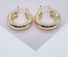Load image into Gallery viewer, Chunky And Small 18k Gold Filled Plain Hoop Earrings
