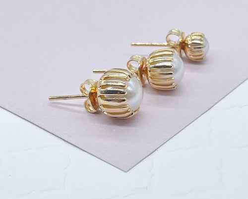 Gorgeous Delicate 18k Gold Filled Crowned Pearl Stud Earrings
