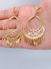Load image into Gallery viewer, Very Light 18k Gold Filled Light Chandelier Dangling Earrings Featuring Lever Back Closure

