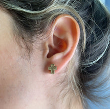 Load image into Gallery viewer, 18k Gold Filled Design Pattern Casted Cross Stud Earrings
