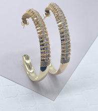 Load image into Gallery viewer, 18k Gold Filled Hoop Earrings with Twisted Thread &amp; Cubic Zircon
