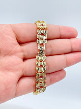 Load image into Gallery viewer, Vintage Diamond Cut Style 18k Gold Filled Thick Double Row of Hearts Bracelet
