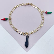 Load image into Gallery viewer, 18k Gold Filled 4mm Figaro Charm Bracelet With Black Figa Hand and Black &amp; Green
