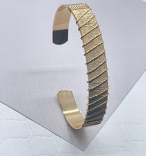 Load image into Gallery viewer, 18k Gold Filled Cuff Bracelet: Wrapped Gold Thread Bangle
