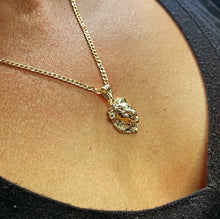 Load image into Gallery viewer, 18k Gold Filled Detailed Lion Head Pendant, King Of The Jungle Charm
