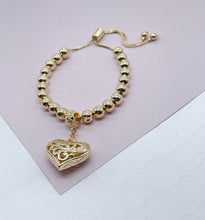 Load image into Gallery viewer, 18k Gold Filled Beaded Bracelet: Patterned See-Through Heart
