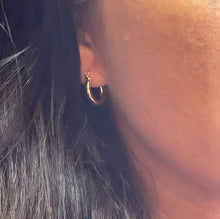 Load image into Gallery viewer, 18k Gold Filled Small Plain 15mm Hoop
