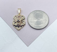 Load image into Gallery viewer, 18k Gold Filled Detailed Lion Head Pendant, King Of The Jungle Charm
