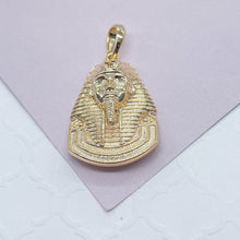Load image into Gallery viewer, 18k Gold Filled Sphinx Pendant With Zircon Stone Eyes
