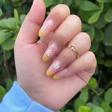 Load image into Gallery viewer, 18k Gold Filled Adjustable Solid Mid Ring
