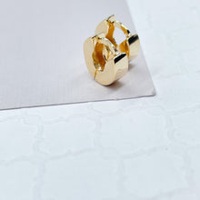 Load image into Gallery viewer, 18k Gold Filled Mini Chunky Huggie Hoop Earrings
