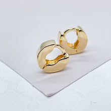 Load image into Gallery viewer, 18k Gold Filled Mini Chunky Huggie Hoop Earrings
