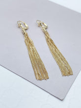 Load image into Gallery viewer, 18k Gold Filled Dangling Earring With Box Chain Ends
