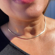 Load image into Gallery viewer, 18k Gold Filled Simple Thin 3mm Herringbone Chain
