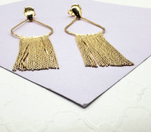 Load image into Gallery viewer, 18k Gold Filled Oval Tear Drop Shaped Chandelier Earring
