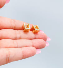 Load image into Gallery viewer, 18k Gold Filled Smooth Plain Square Huggies, Wrap Around Earring
